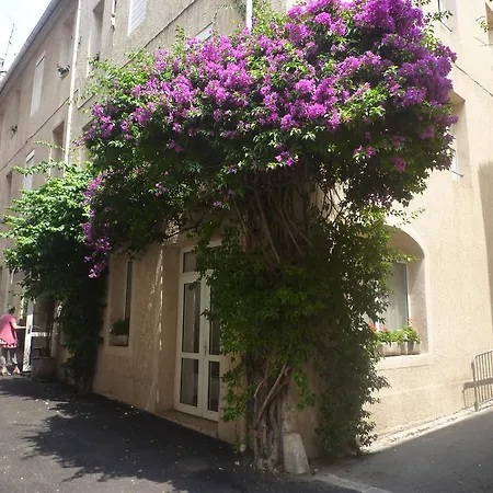 Appia Hotel 2*