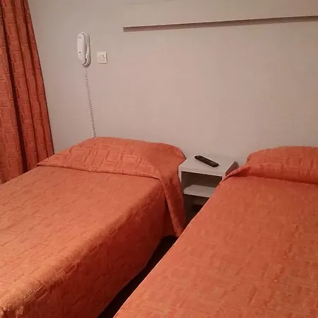 Отель Appia Канны